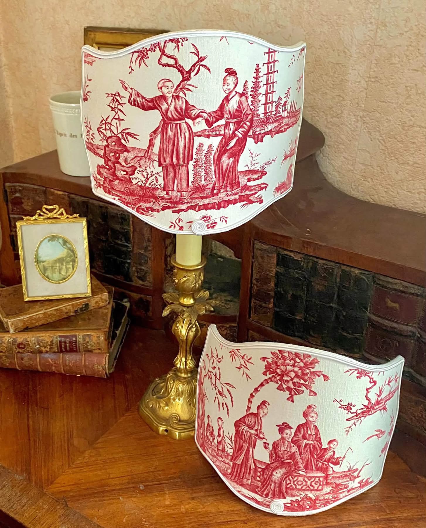 Abat_jour écran Toile de Jouy rose vue 2