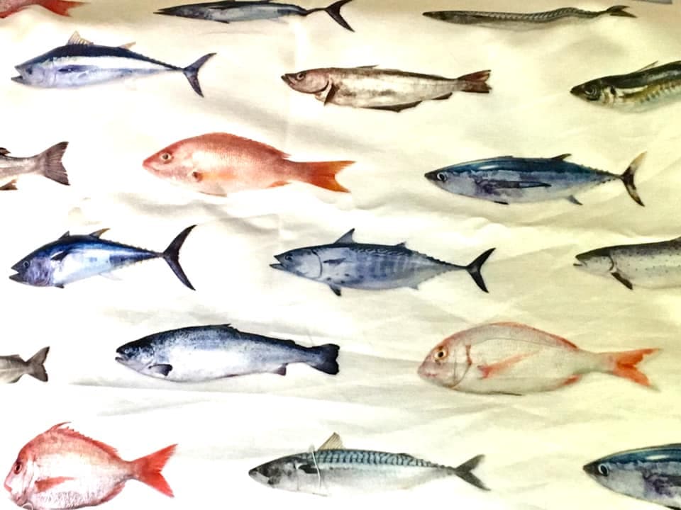 Tissu poissons multicolores