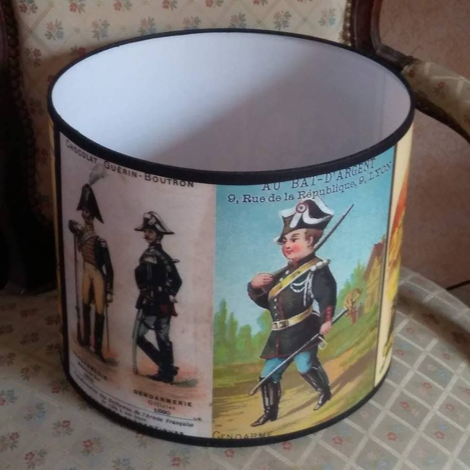 Abat-jour thème militaire vue 3