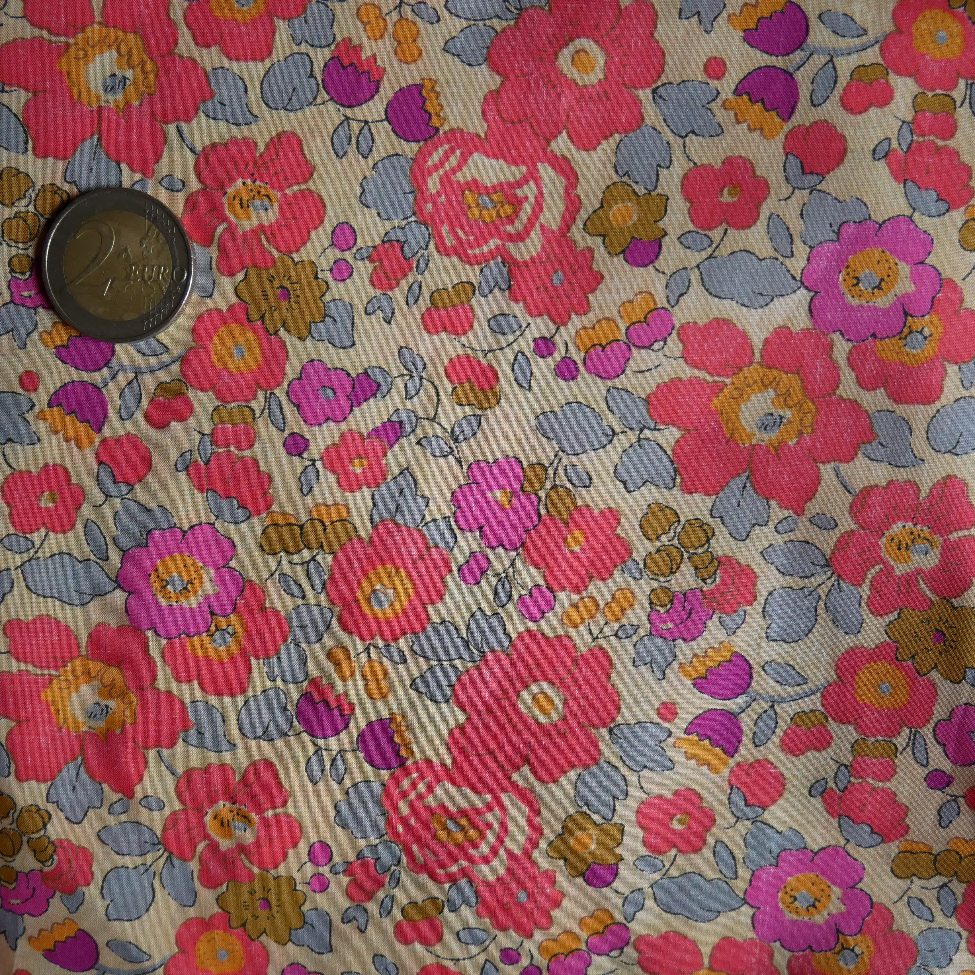 Tissu Liberty Betsy (plusieurs coloris) vue 5