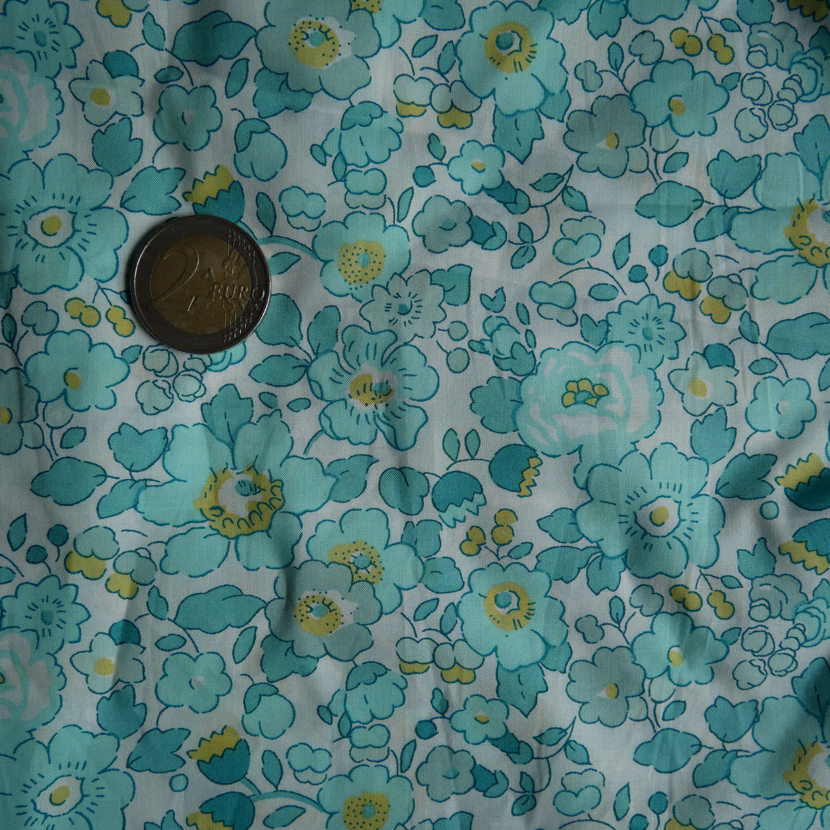 Tissu Liberty Betsy (plusieurs coloris) vue 7