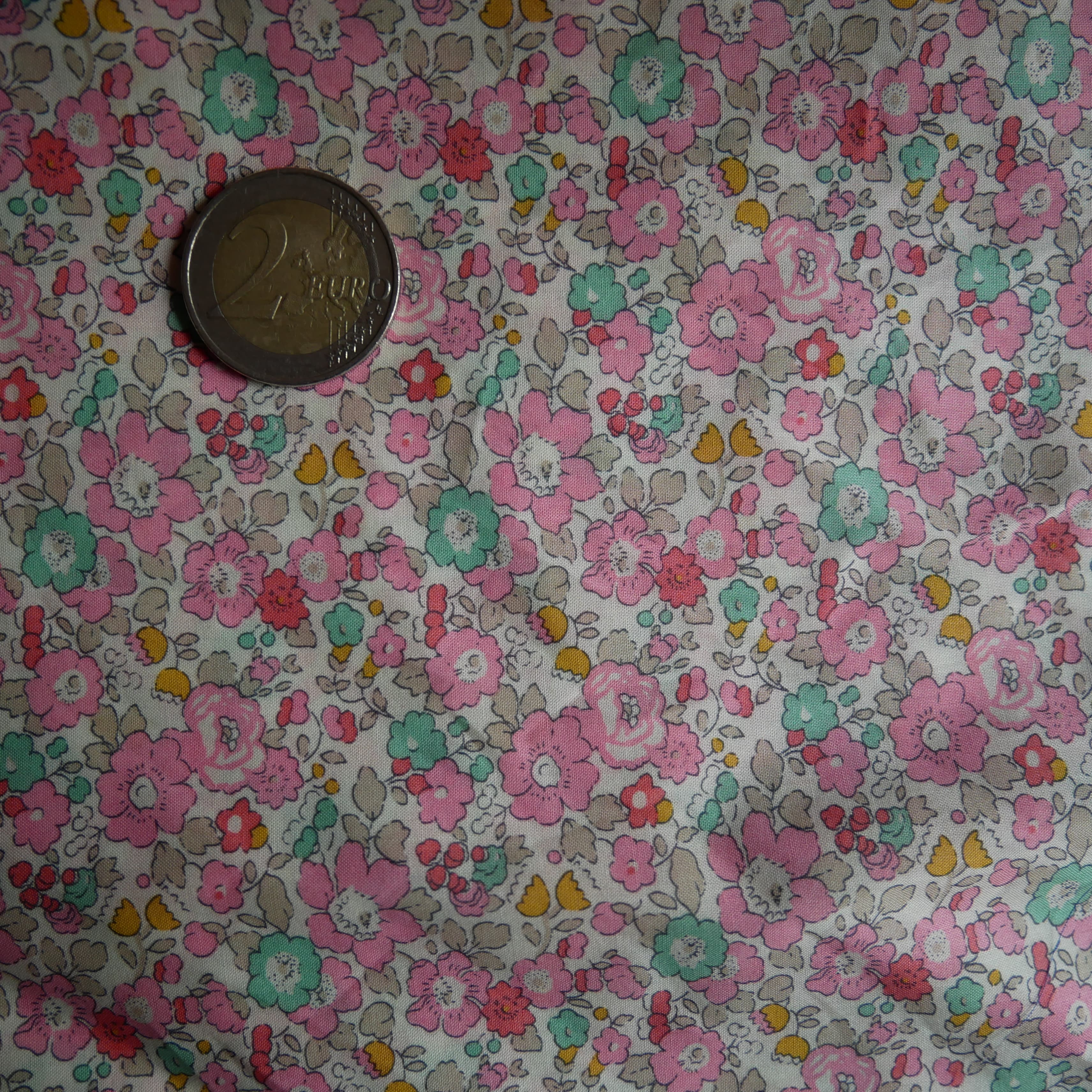 Tissu Liberty "Besty ann" vue 2