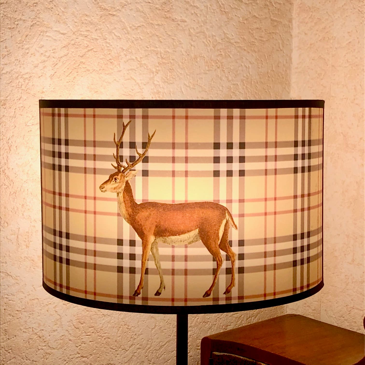 Applique demi-lune thème cerf/biche fond écossais vue 2