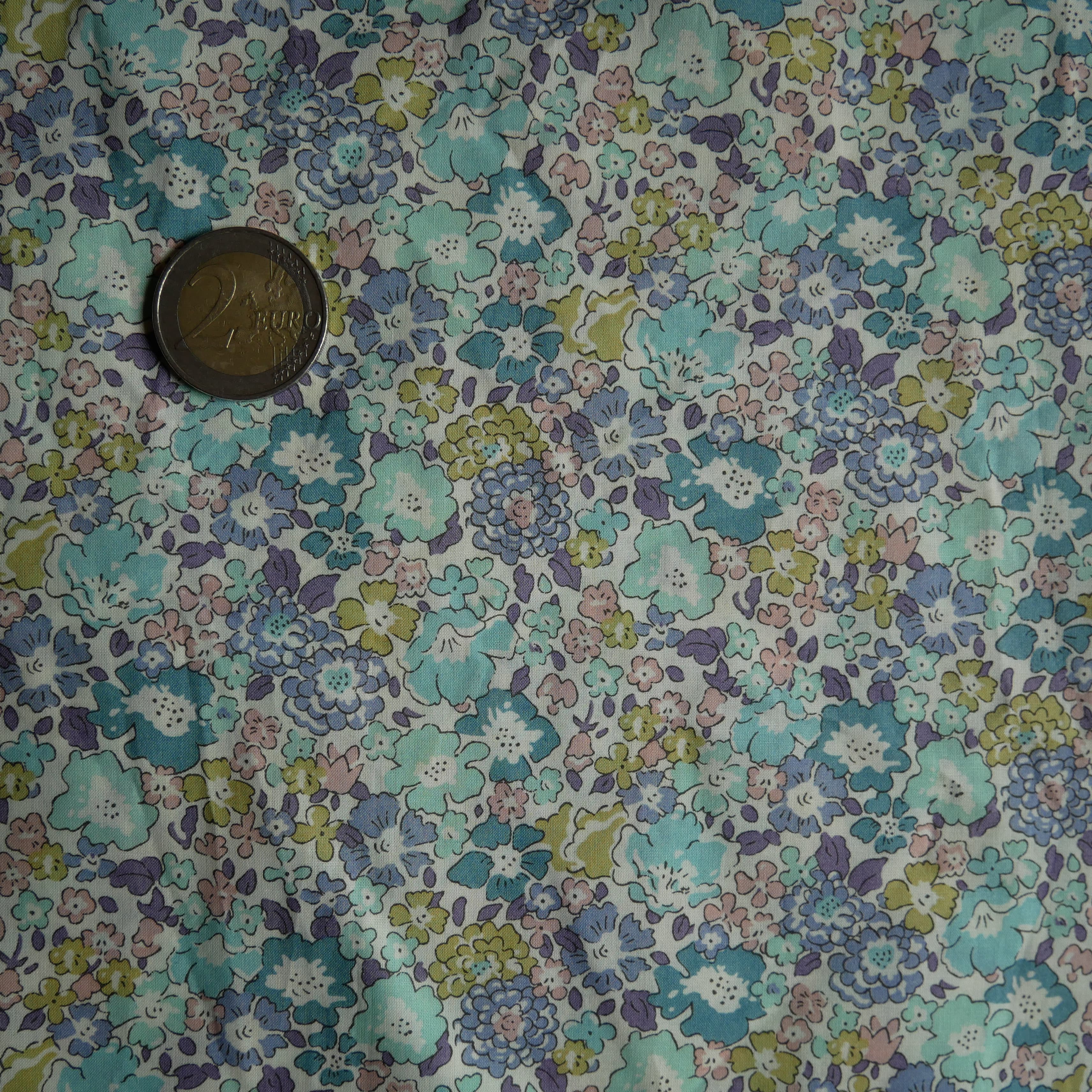 Tissu Liberty Michelle bleu violet
