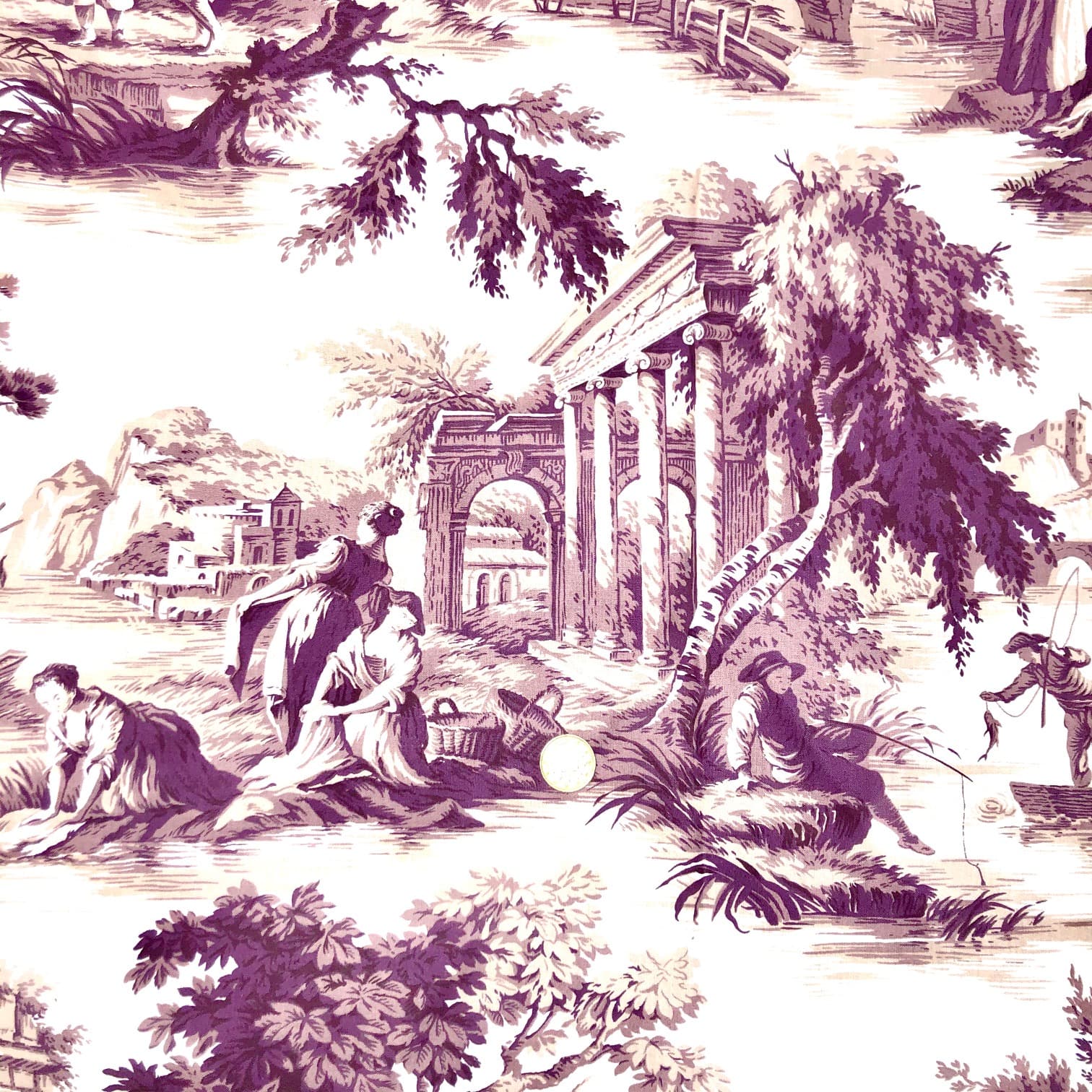 Toile de Jouy scène antique fond prune violet