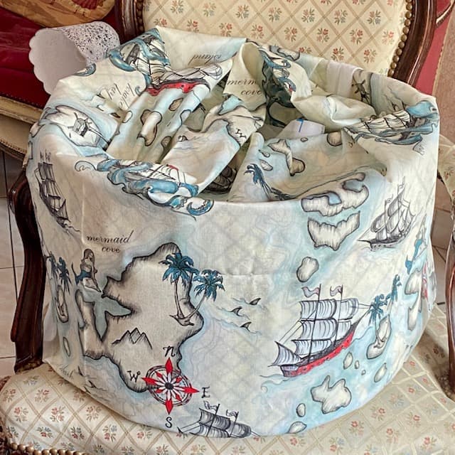 Tisssu "l'île au trésor" bleu vue 2