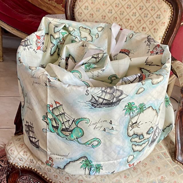 Tissu "l'île au trésor" vert vue 2