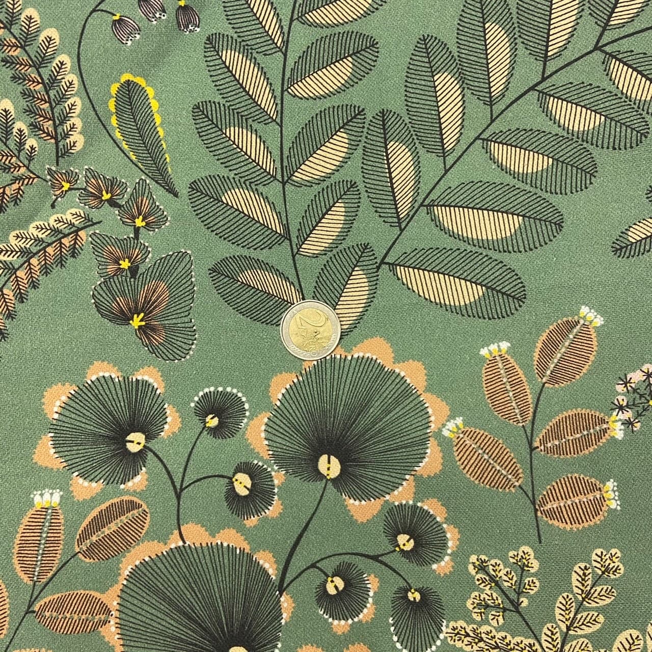 Tissu Phoenix fond vert d'eau