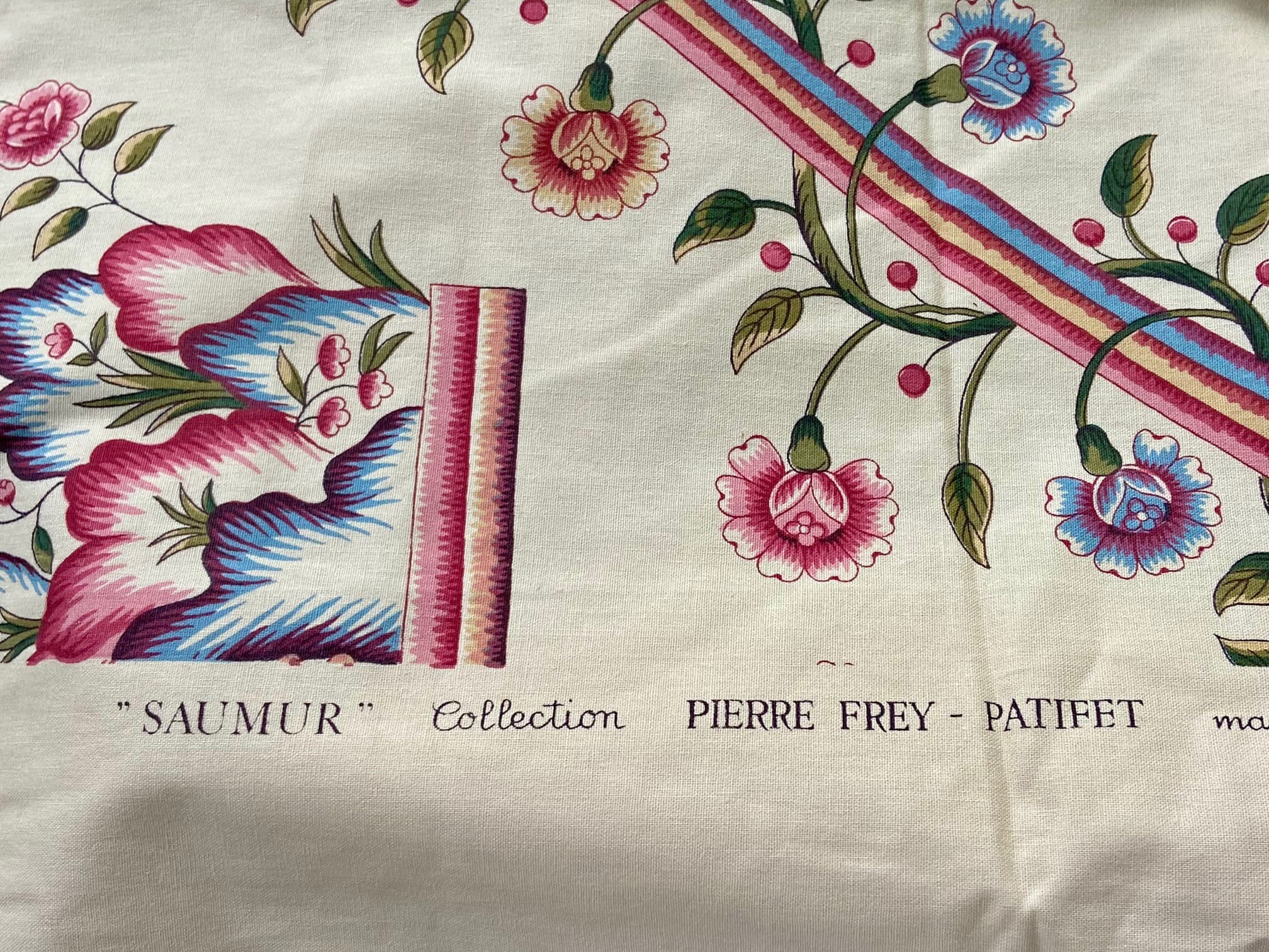 Saumur fabric, Braquenié, view 2