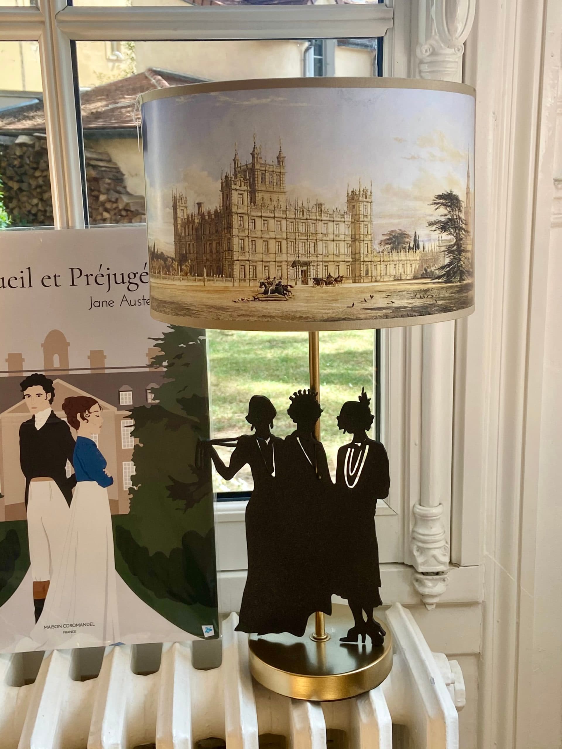 Downton Abbey silhouette lamp, view 2