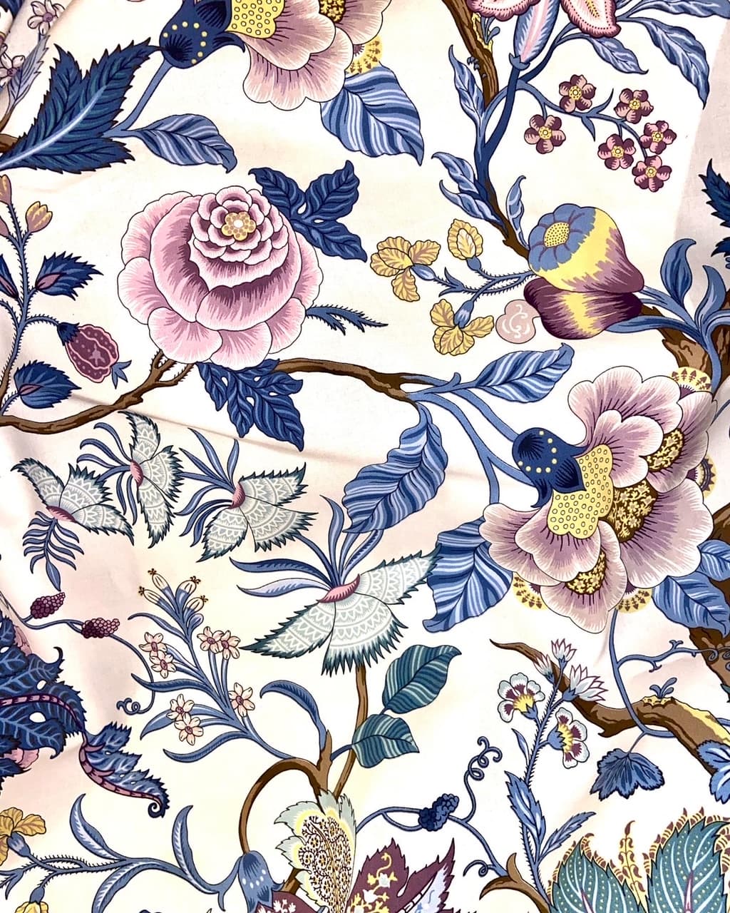 Tissu Maduraï fond bleu (Casal)
