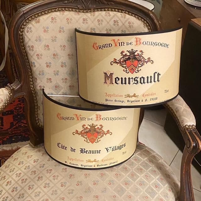 Applique demi-lune "thème étiquette de vin"