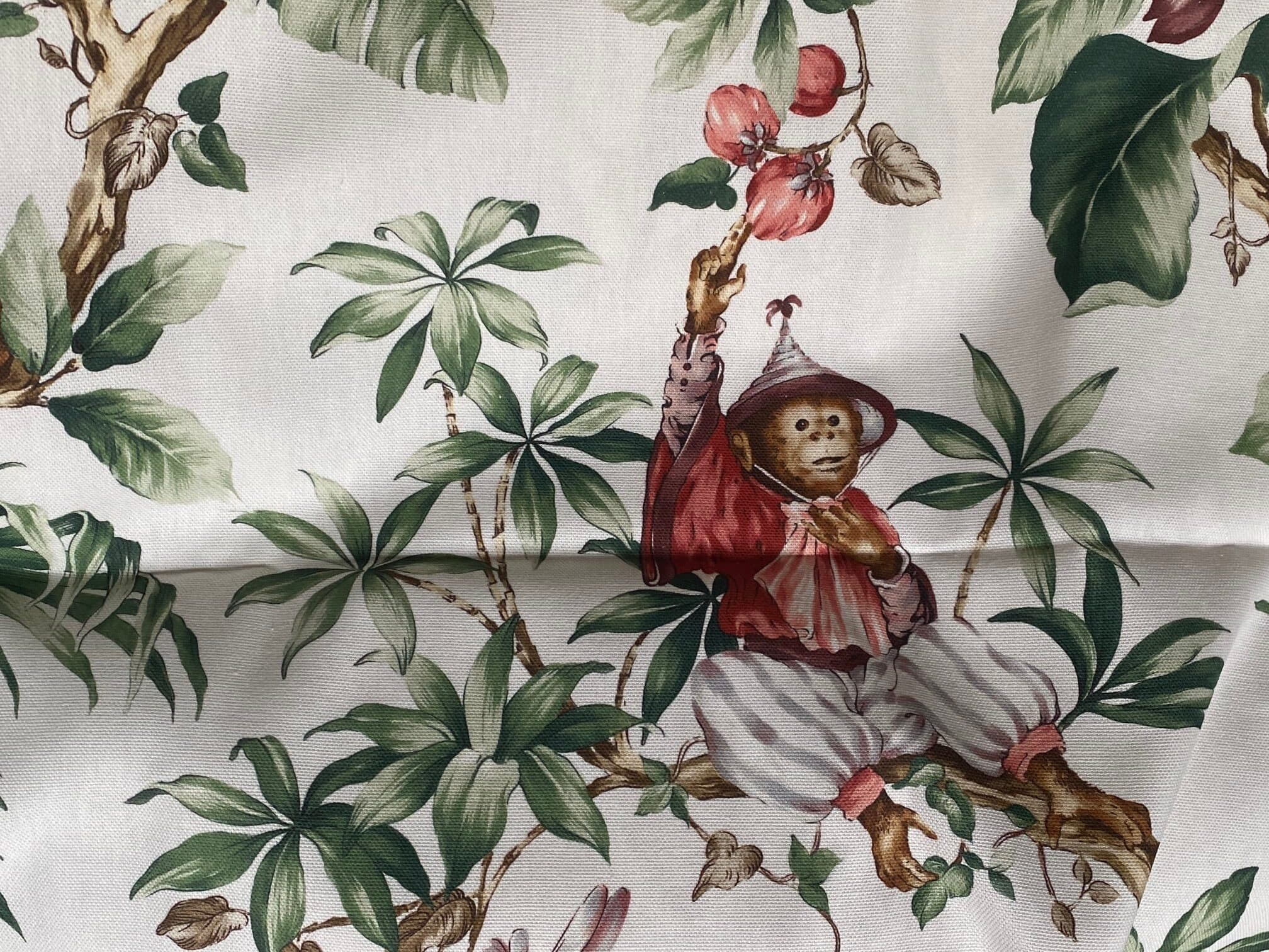 Guajana fabric, dark green leaves, view 6