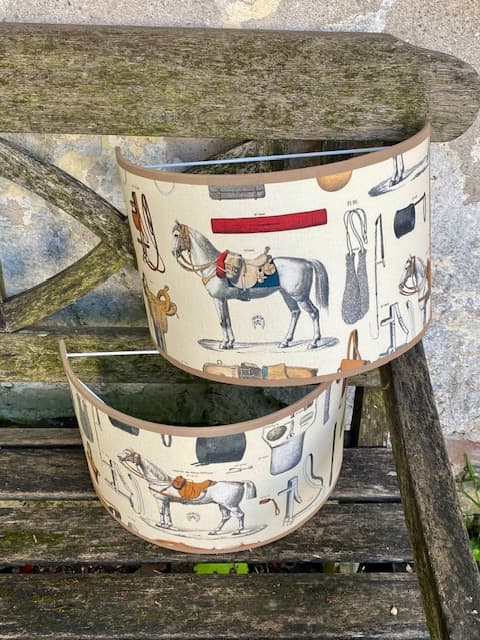 Cream-coloured equestrian fabric, view 4