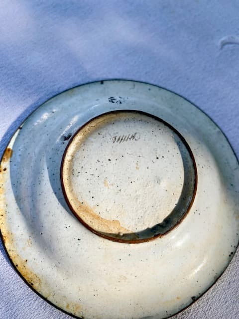 Small antique cloisonné trinket tray, decorated with a titmouse motif, view 3