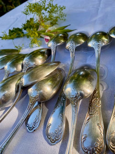 set of 12 large silver-plated metal spoons, view 3