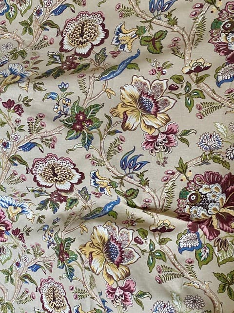 Indienne fleurie fond beige