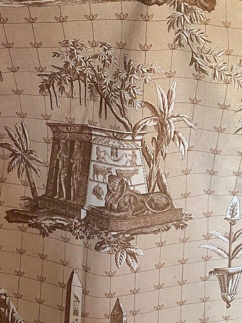 ‘Monuments d’Egypte’ fabric by Braquenié, view 2