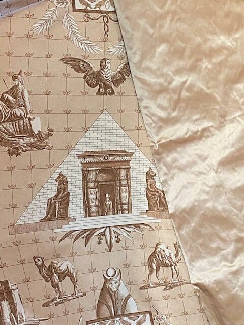 ‘Monuments d’Egypte’ fabric by Braquenié, view 4