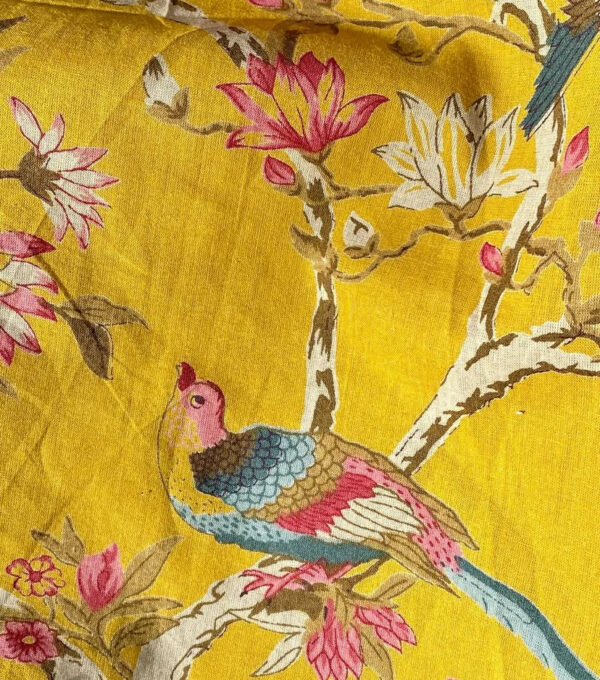 Tissu indienne jaune